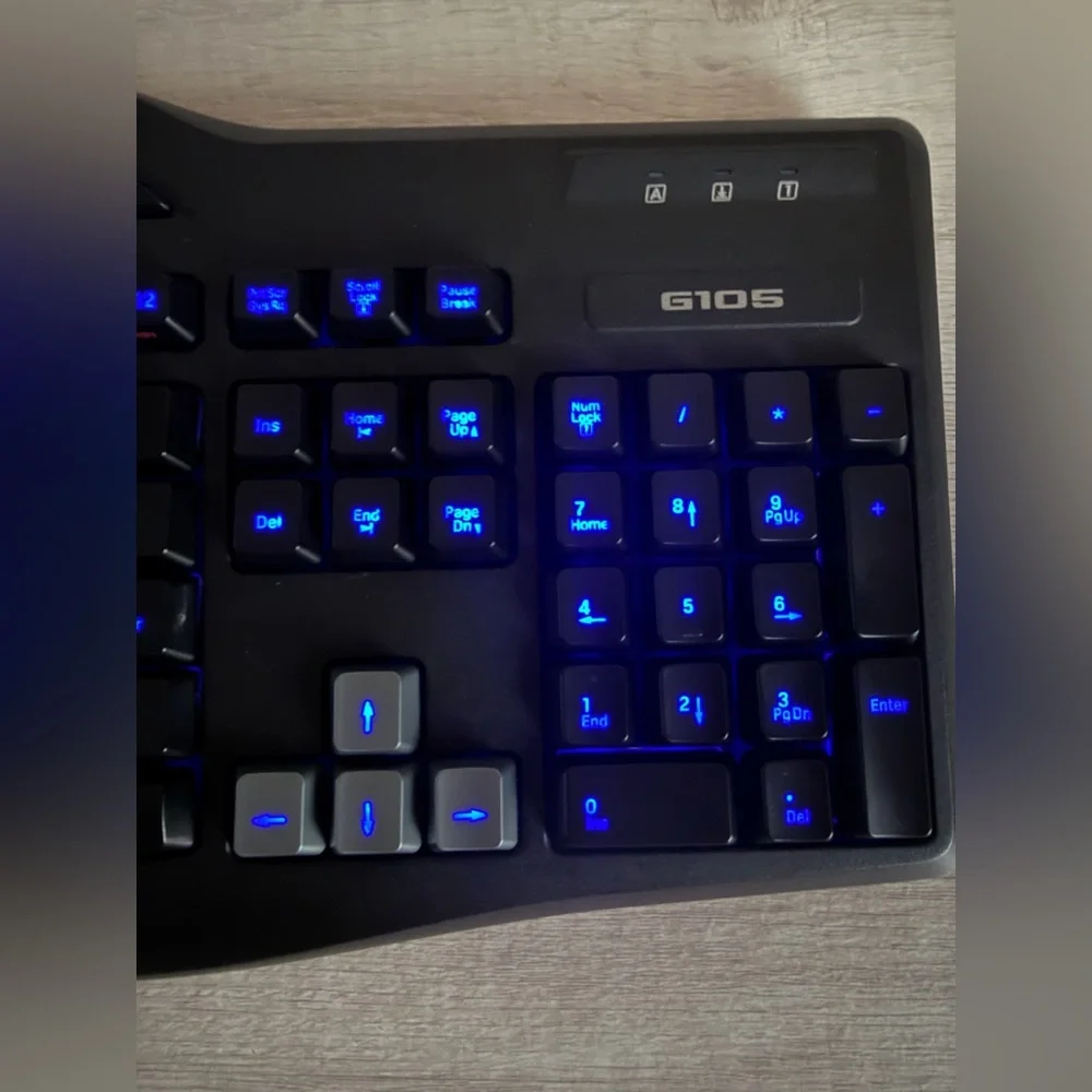 Logitech G105 Model Y-U0013 Wired Gaming Keyboard w/ Blue LED Backlighting